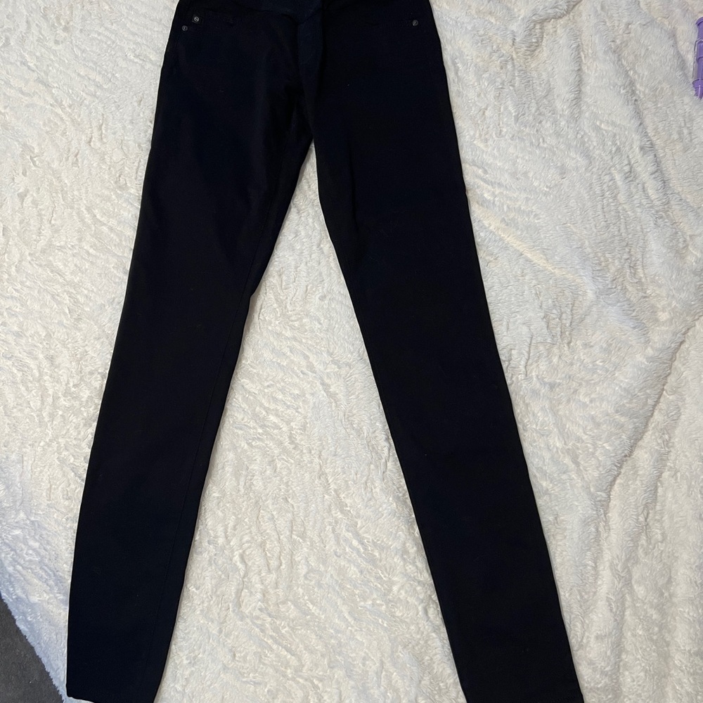 Adriano Goldschmied (AG) women's maternity jeans. Size 27R.   Black.